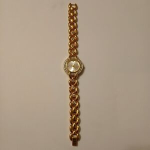 Vintage Elizabeth Taylor Ladies Gold Tone Pave Bezel Japan Quartz Watch 7"